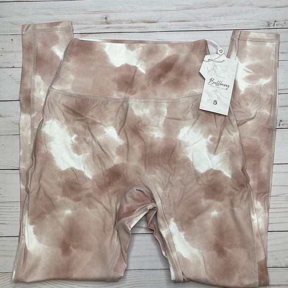 BuffBunny Legacy Leggings - Beige Swirl Print - Picture 3 of 12
